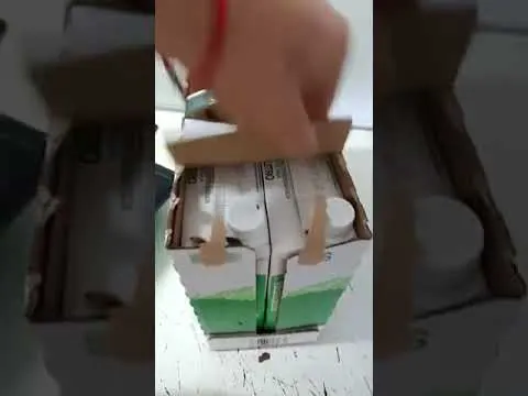Cucarachas y más cucarachas , nosotros somos la solución .