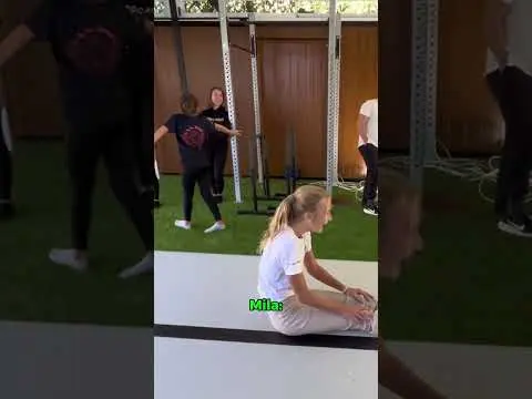 Reto de sentarte sin doblar rodillas