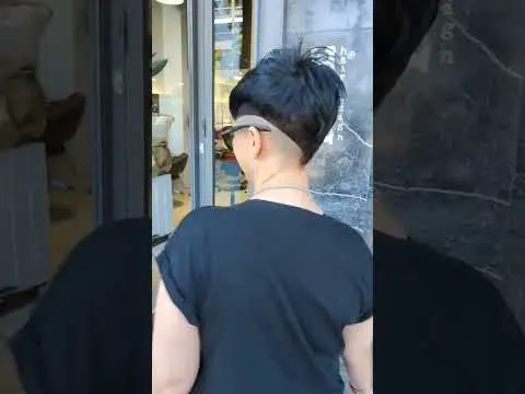 Aquí damos toda la caña que haga falta!!! 🤘🤘🤘 #hairstyle #peluqueria #rock #peluqueríazaragoza