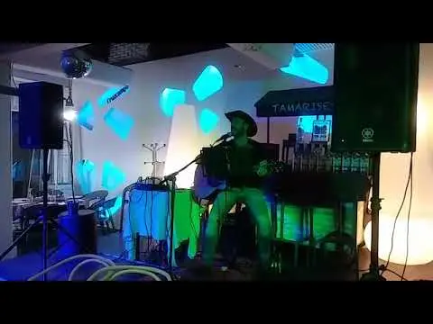 Cowboy en Tamarises Bistrot
