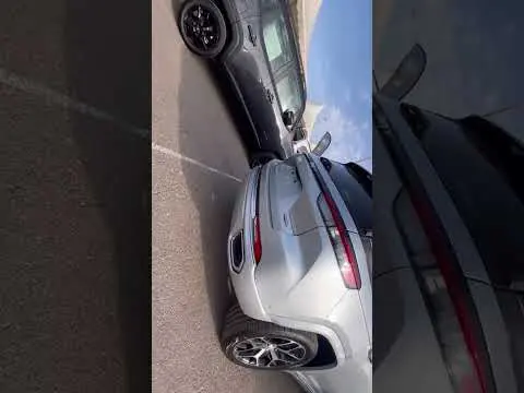 🔥 𝐔́𝐋𝐓𝐈𝐌𝐀 𝐔𝐍𝐈𝐃𝐀𝐃 🔥 Jeep®︎ Grand Cherokee