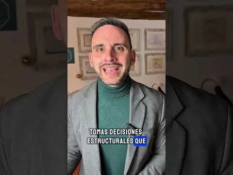 La deuda no aparece de golpe, se construye en silencio hasta que te atrapa. #shorts