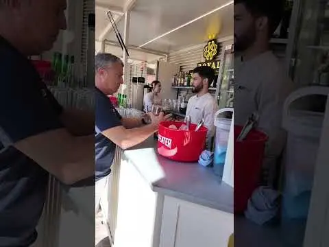 VermuteOh! con Bitter y Kas en PatiOh! La Laboral Gijón