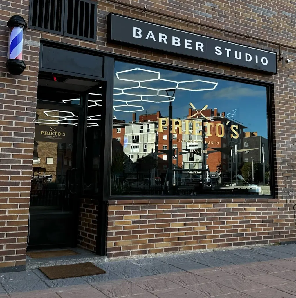 Prieto's Barbershop La Barberia de Coslada