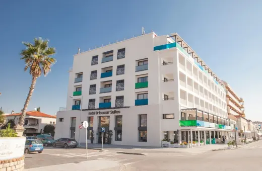 Hotel Brisamar Suites