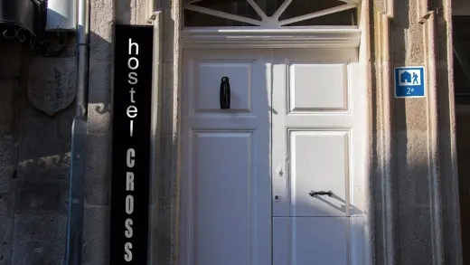 Hostel Cross