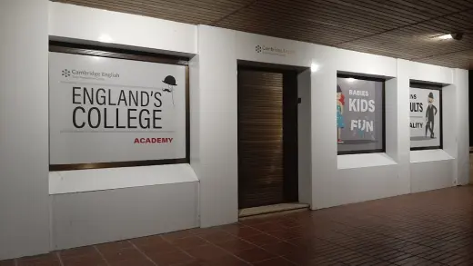 England's College Academia de Idiomas