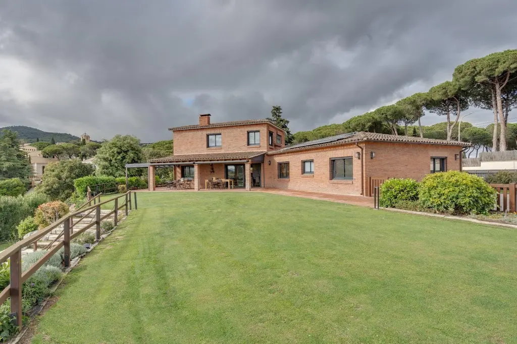 Rucacons Associats S.l