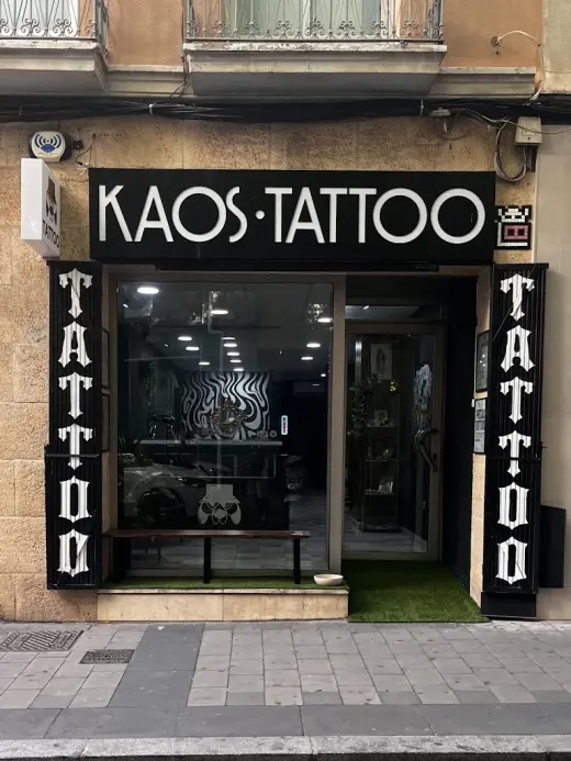 Kaos Tattoo - Estudio de tatuajes y piercing Alicante