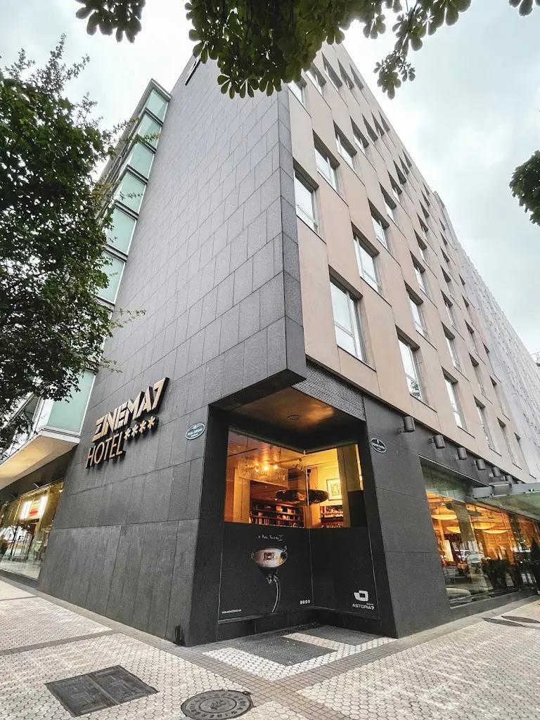 Zinema7 Hotel
