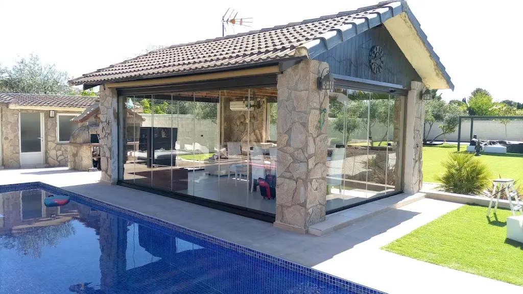 Cortinas Glass