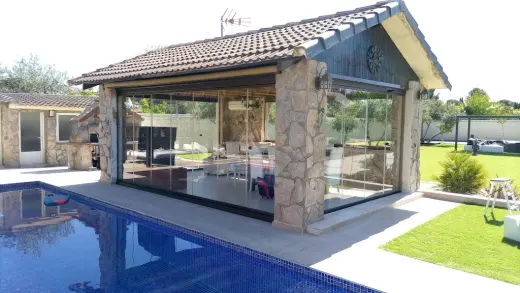 Cortinas Glass