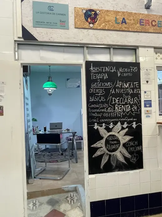 La Tercera Mujer