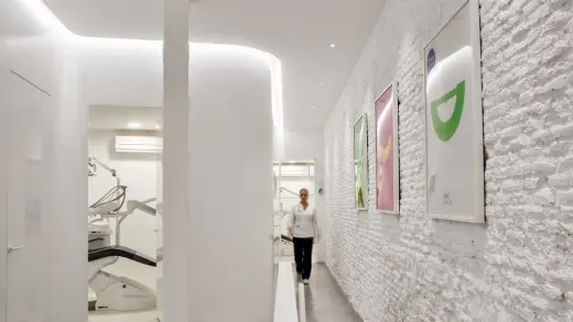 SMILE FACTORY. Odontologia Avanzada