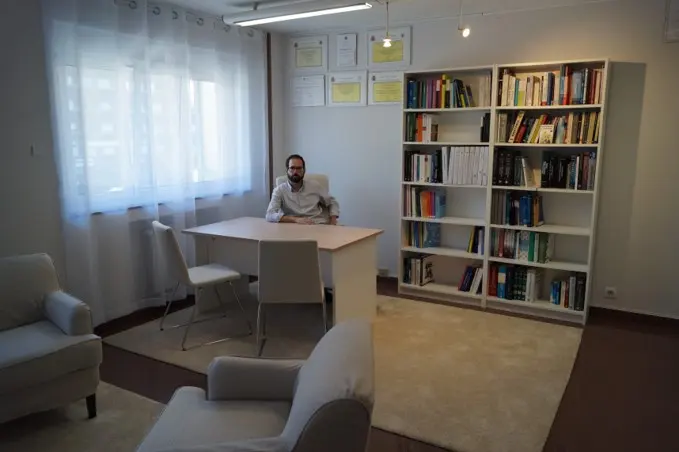 Dr. Abel Fernandez Pelaez - Psicologo en Oviedo