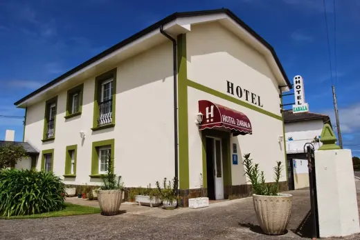 HOTEL ZABALA
