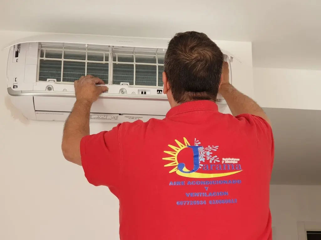 INSTALACIONES Y MONTAJES JARAMA