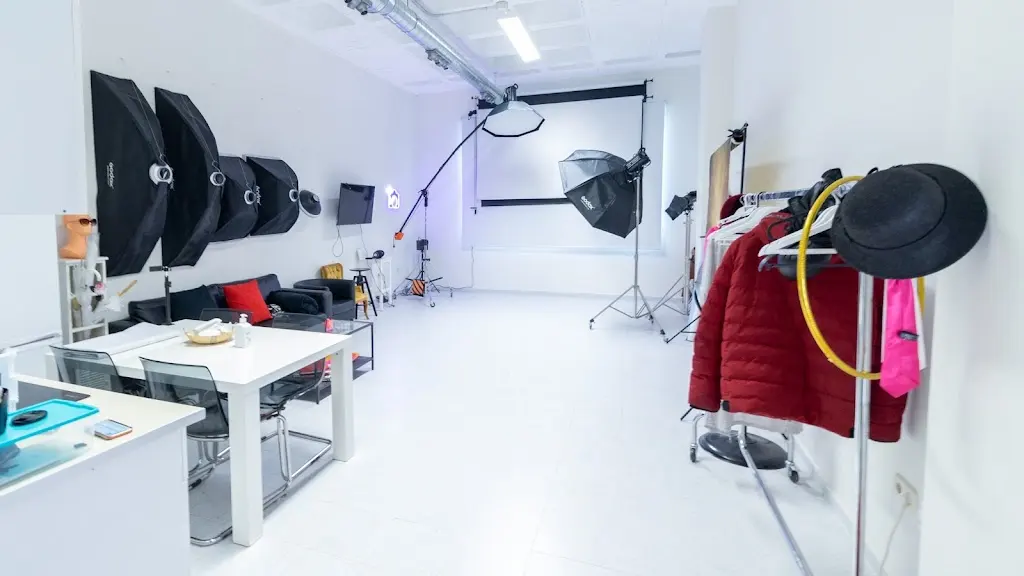 David Raw Studio