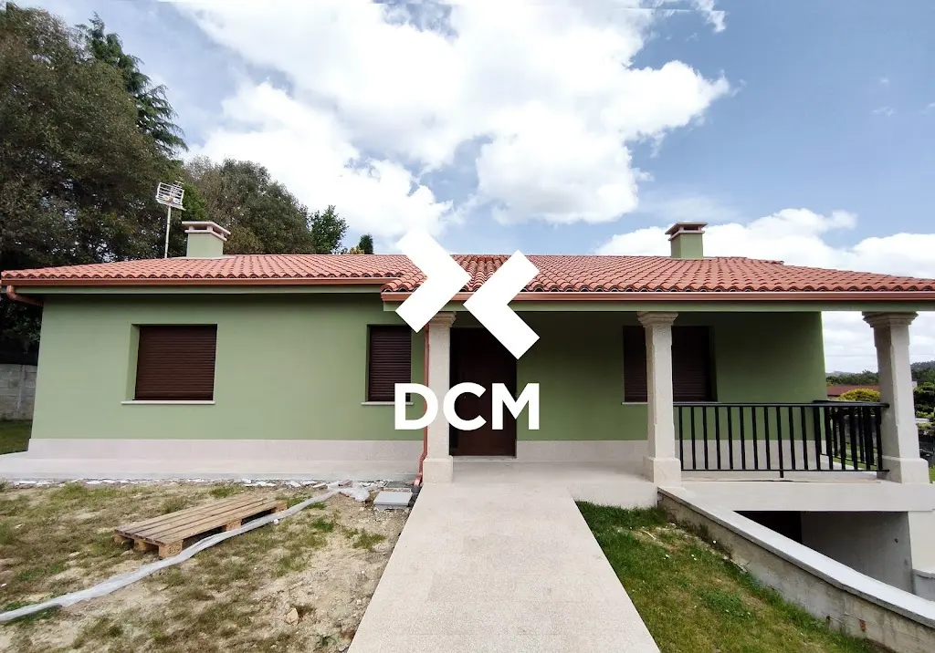 DCM, construcion e servizos