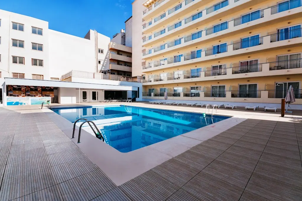 Hotel Fontana Plaza