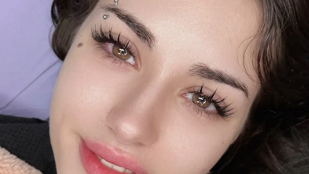 NV Lashes