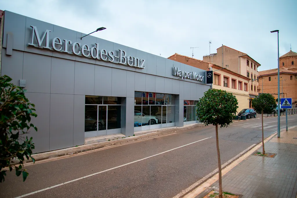 Nayper Motor | Mercedes Benz Alcaniz - Exposicion y Taller