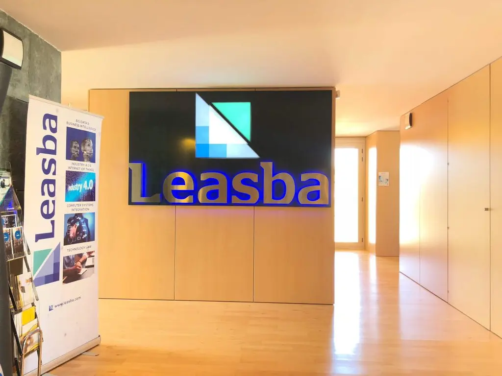 Leasba