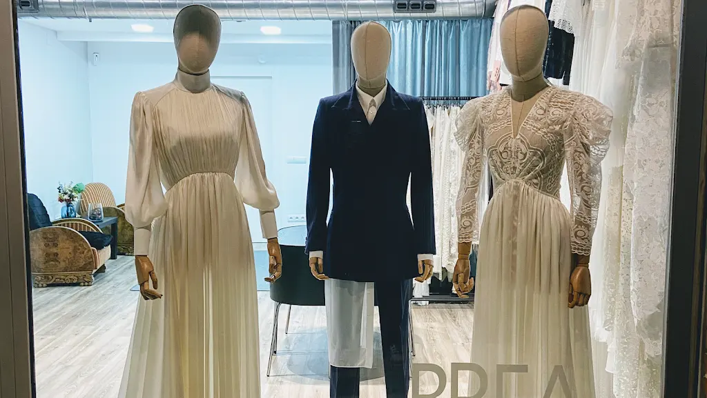 Brea-Atelier Novias Y Medida