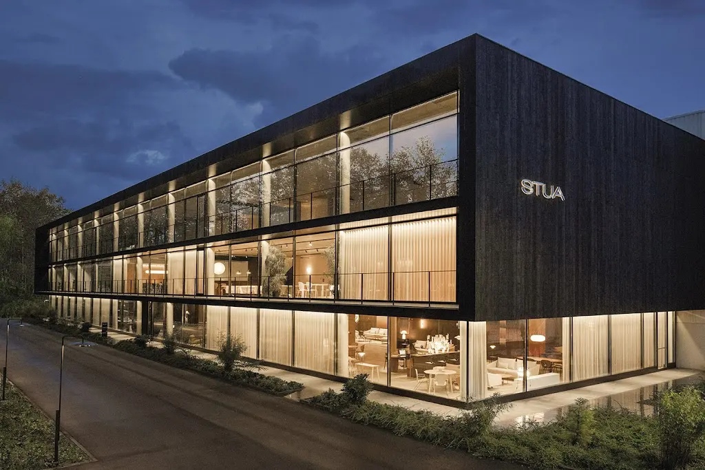 STUA