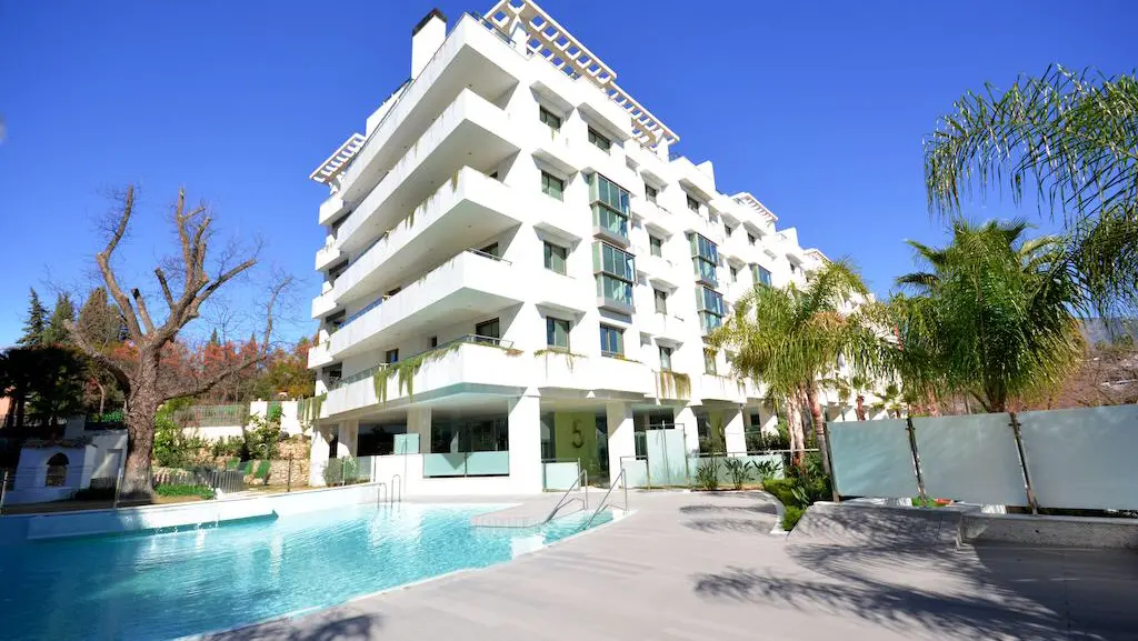 INMOBILIARIA MONICA LABORD PROPERTIES