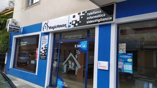 MagicHouse, tienda de telefonia e informatica