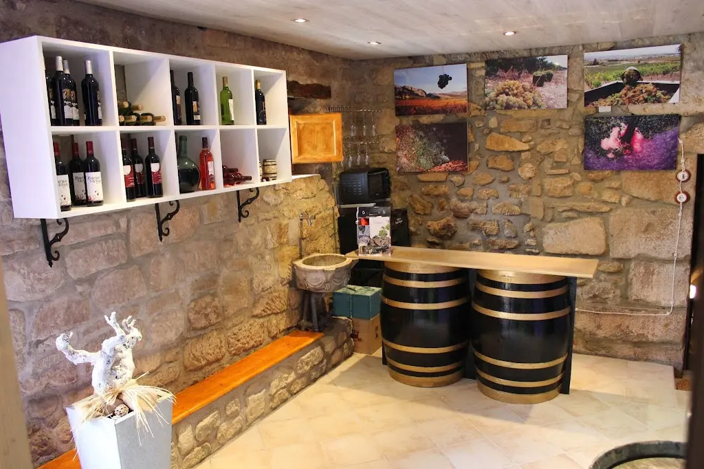 Bodegas Alutiz Vinos & Enoturismo