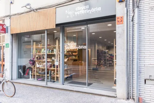 CLINICA VETERINARIA MULTIFAUNA GIRONA