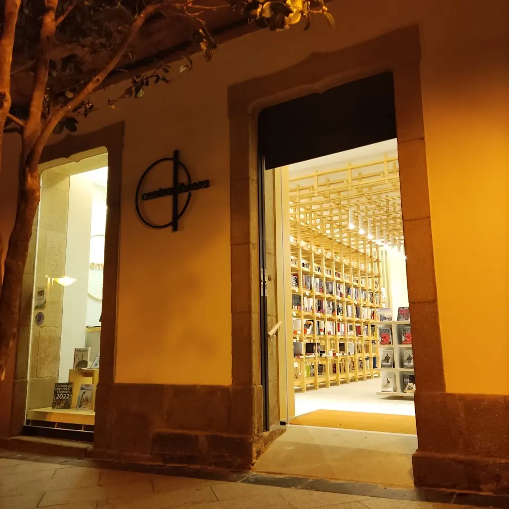 Central Librera Ferrol, Libreria