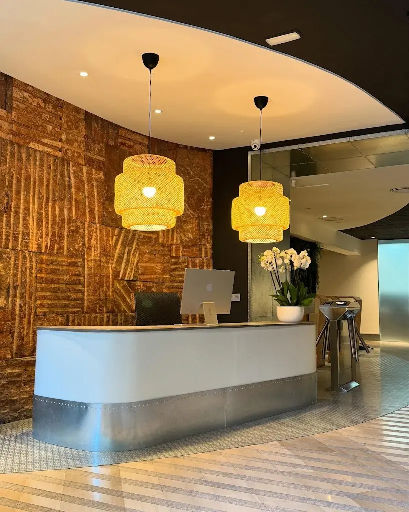 TRAZOS - Escuela Superior de Artes Digitales