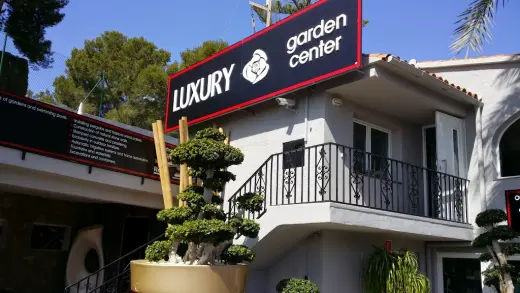 Luxury Garden Center