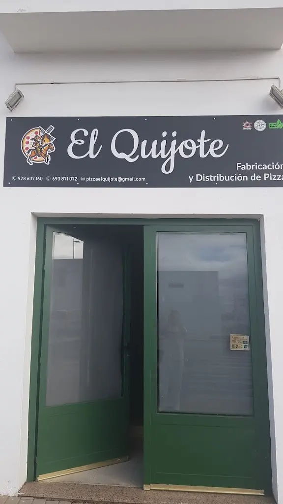 EL Quijote Fabricacion y distribucion de Pizza | Artesanal Precocinada , congelada | Lanzarote | Pedidos : 618135533