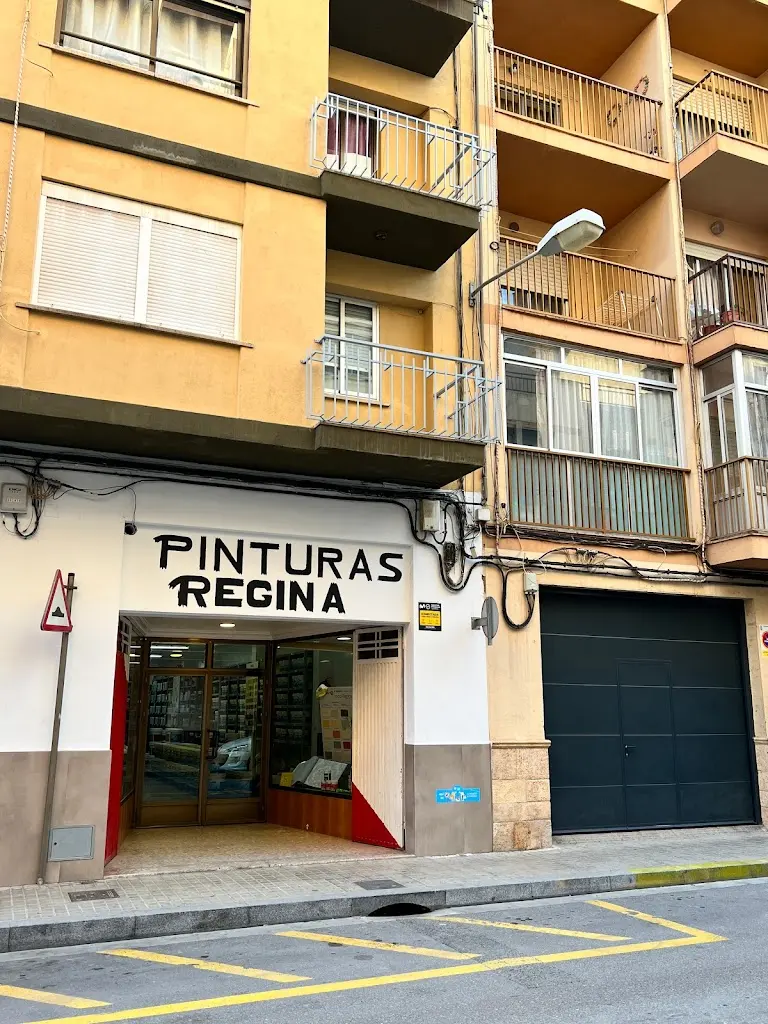 Regina Drogueria, Perfumeria y Pinturas. Avd Pais Valencia