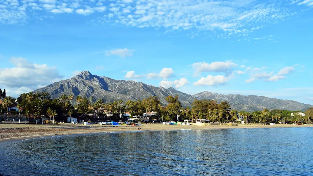 Marbella Oclock