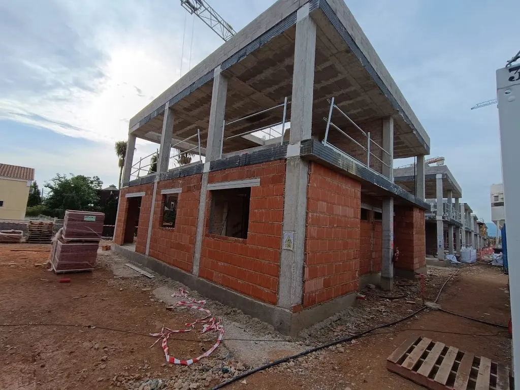 Construcciones y Estructuras Aleea, S.L.