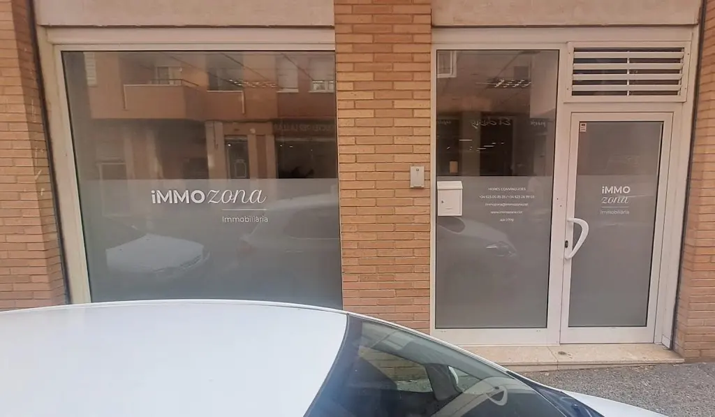 IMMOZONA. Immobiliaria de la provincia de Girona i comarques del Maresme i Valles.