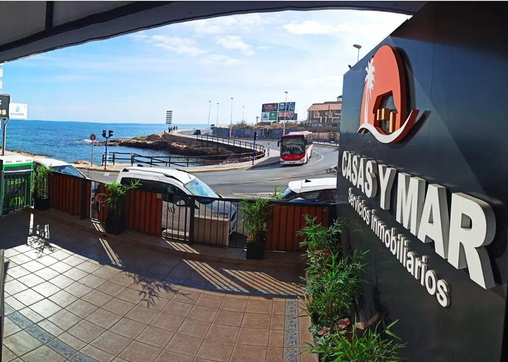 Casas y Mar