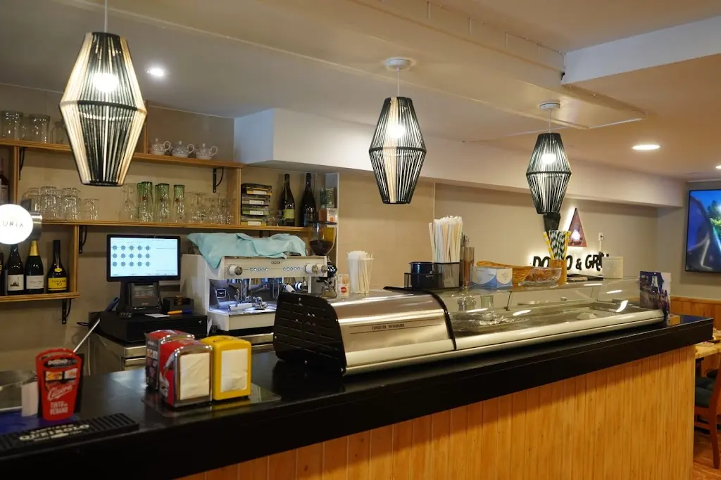 Dozho & Grill Restaurante