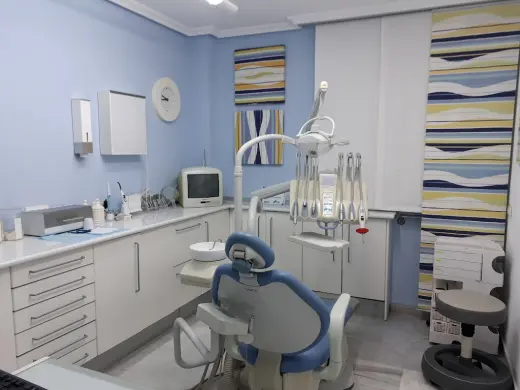 Clinica Dental Sonrisa | Dra. Cristina Escolano