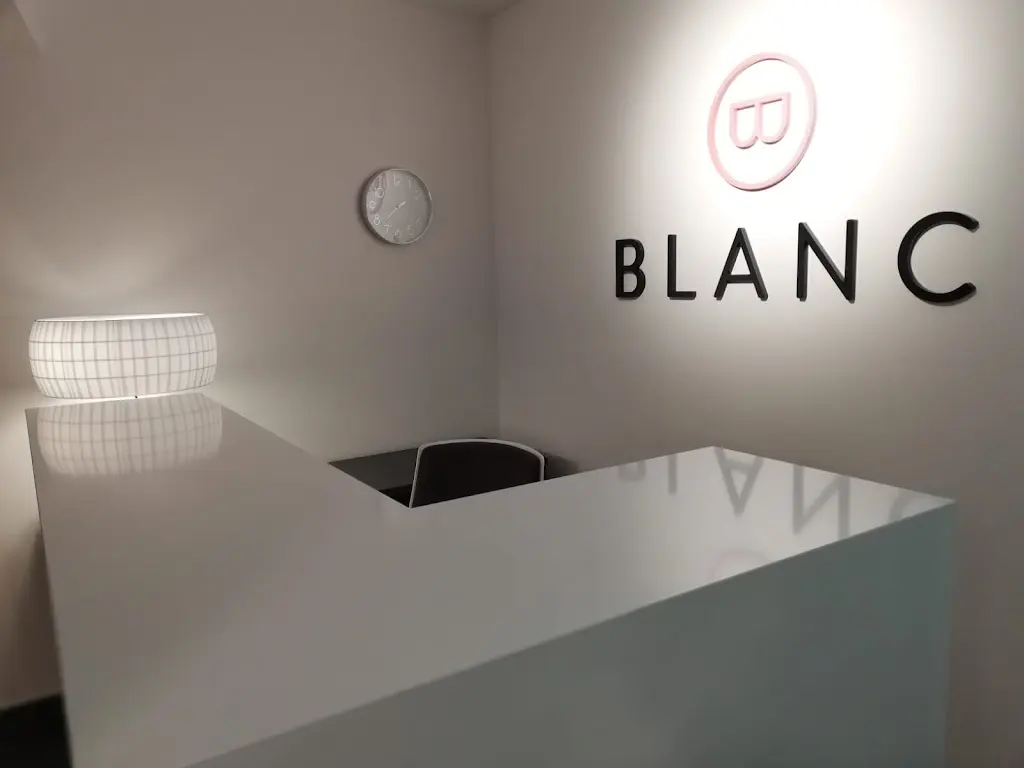 BLANC Odontologia, Cirugia Maxilofacial y Estetica