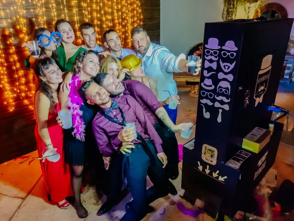 Mr.Sonrisas Fotomatones, plataforma 360 & sonido