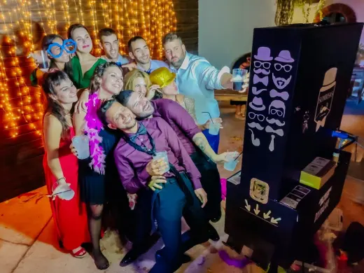 Mr.Sonrisas Fotomatones, plataforma 360 & sonido