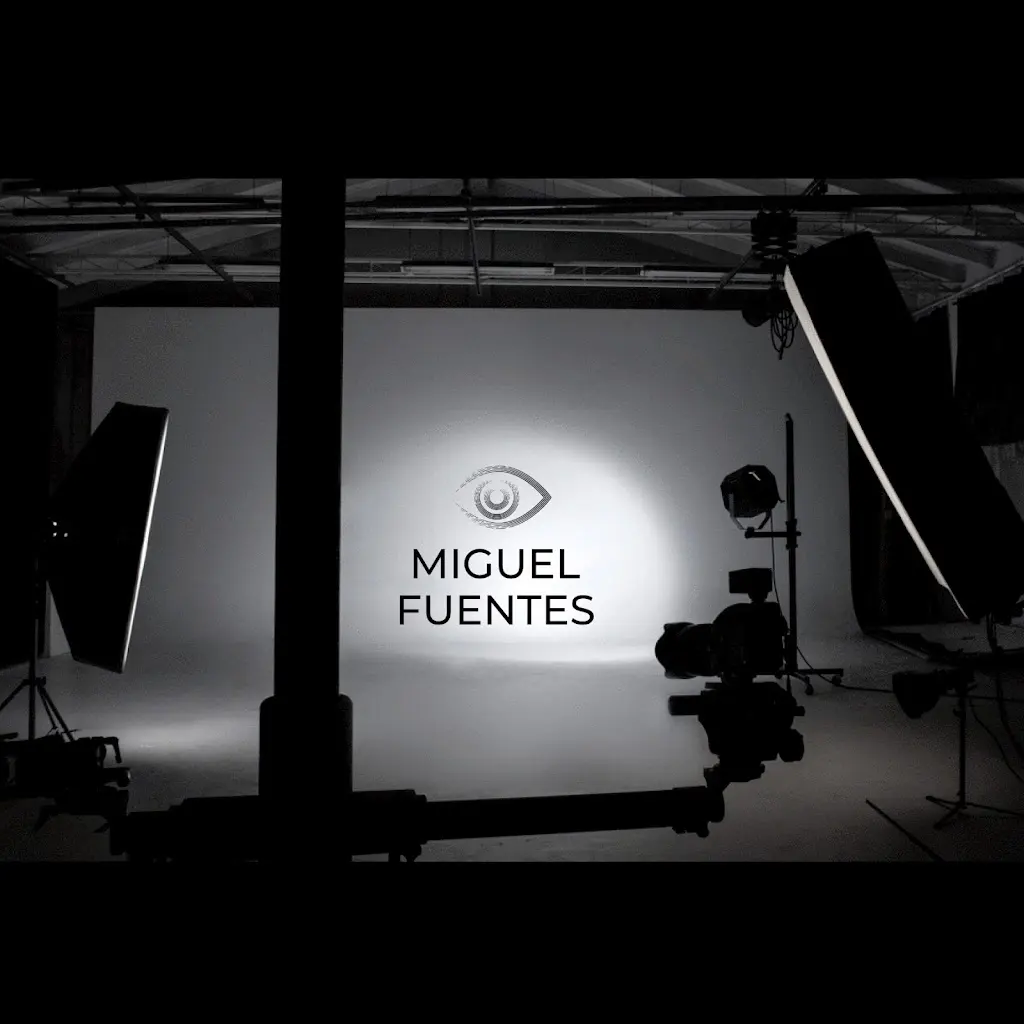 Miguel Fuentes - Estudio Fotografico y Plato Audiovisual