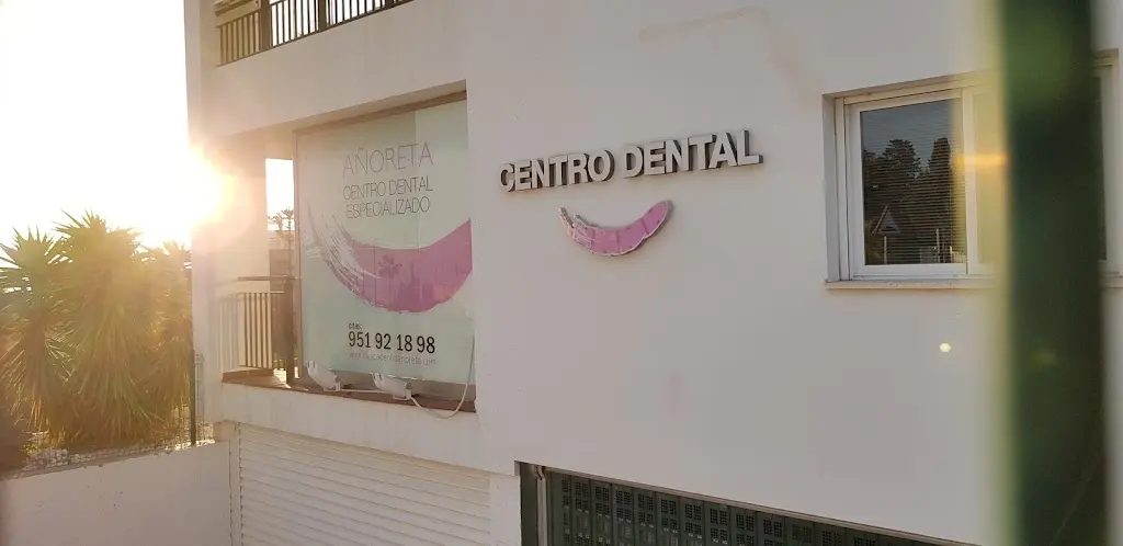 CLINICA DENTAL ANORETA