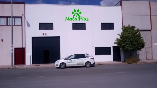 NatalPlus Alimentacion Natural para Perros y Gatos - Natacan Pet Food S.L.